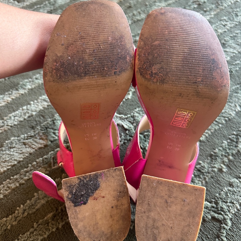 Urban Outfitters Pink/Fuschia Block Heel Sandals, Size 8/39 - Picture 7 of 7